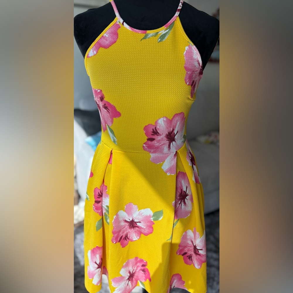 Yellow floral sundress size S great condition worn once